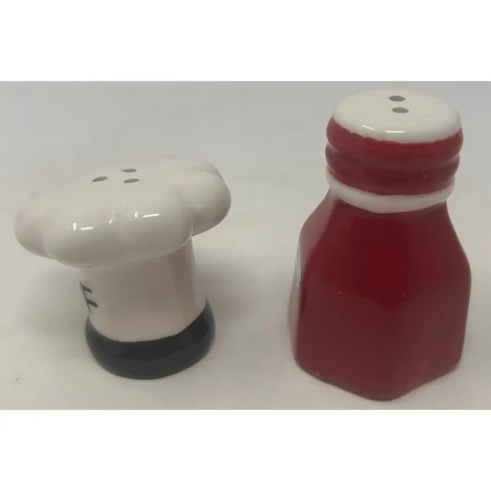 Ketchup & Chef Top Hat Salt and‎ Pepper Shakers Red White Black